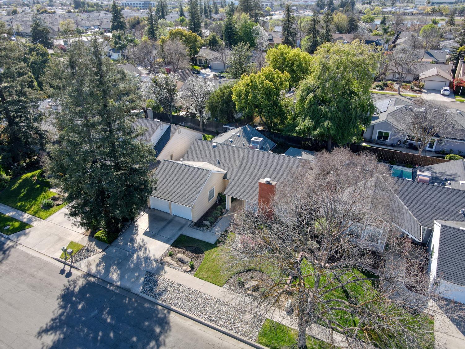 8099 N Orchard St, Fresno, CA 93720