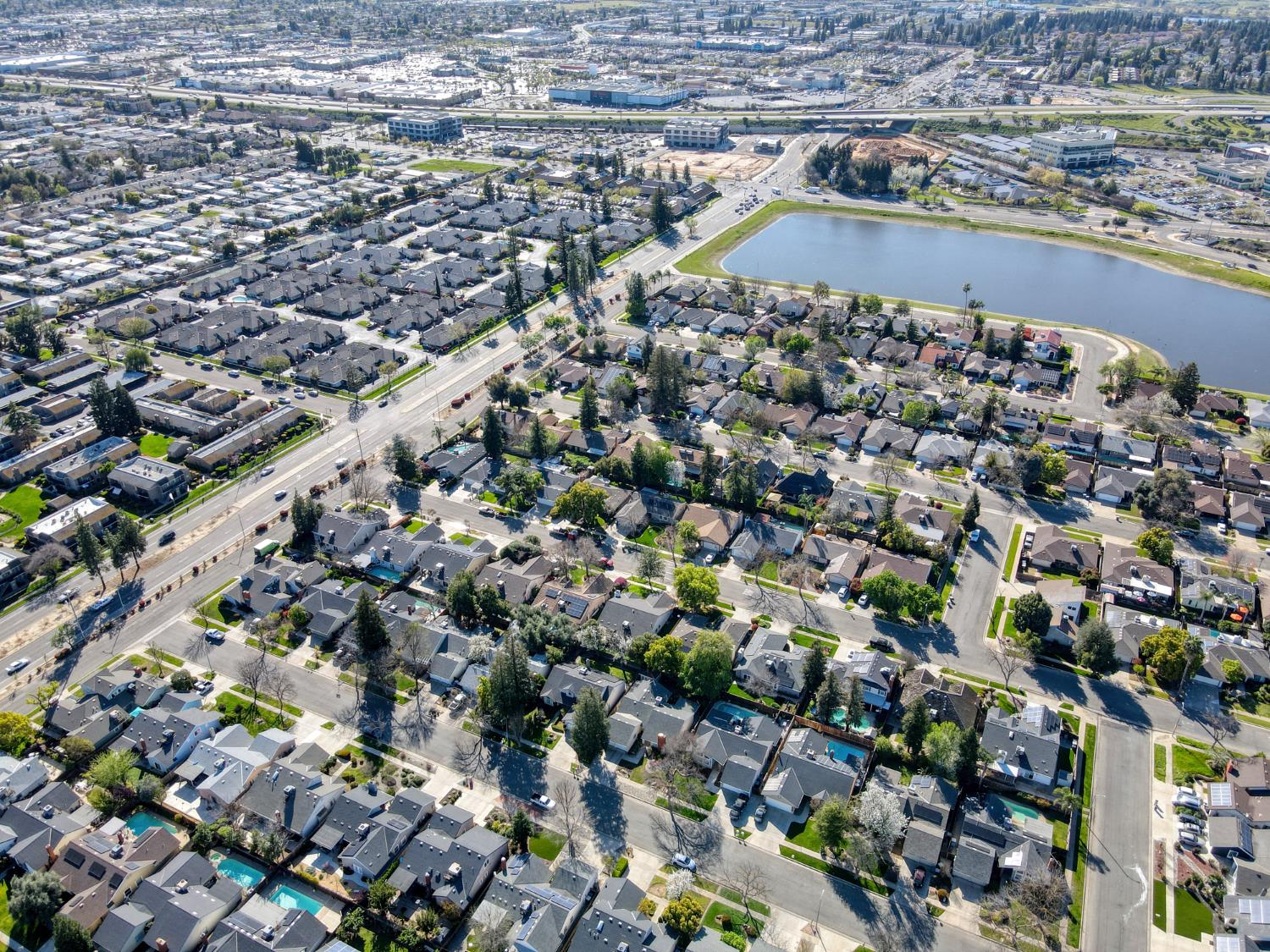 8099 N Orchard St, Fresno, CA 93720