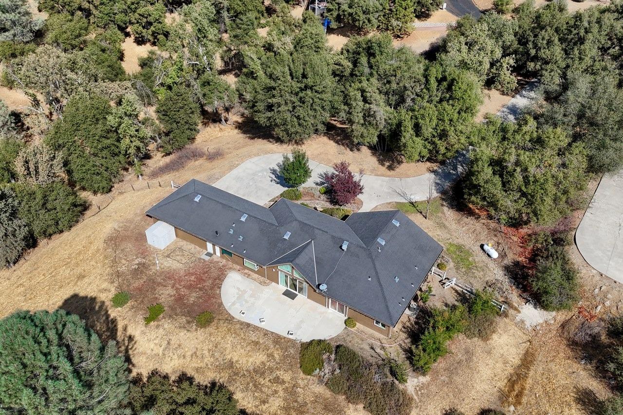 38788 Goldenrod Ln, Oakhurst, CA 93644