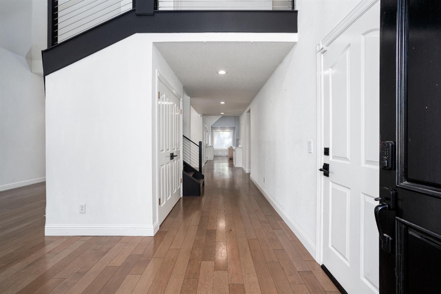 2727 W Bluff Ave #125, Fresno, CA 93711