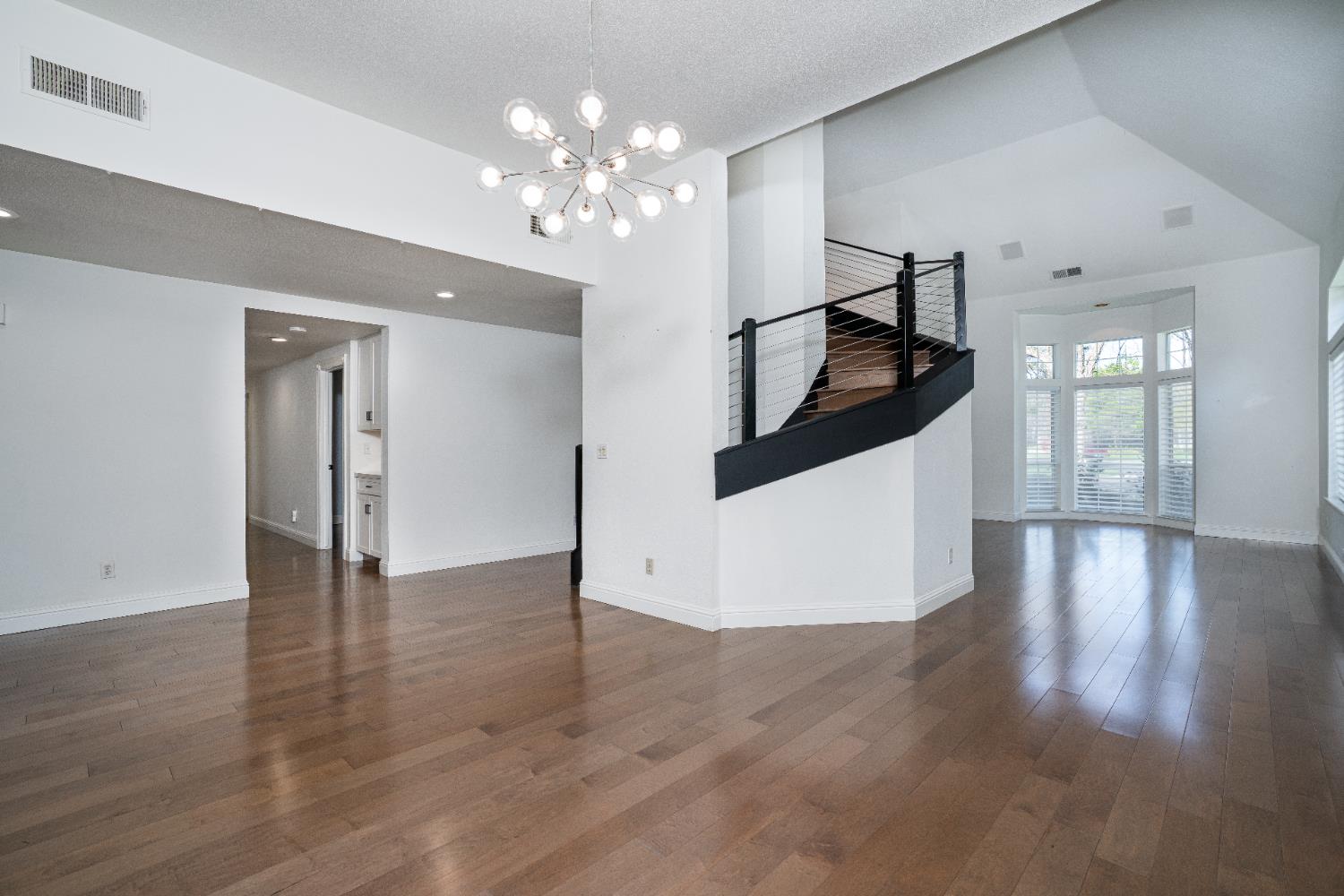 2727 W Bluff Ave #125, Fresno, CA 93711