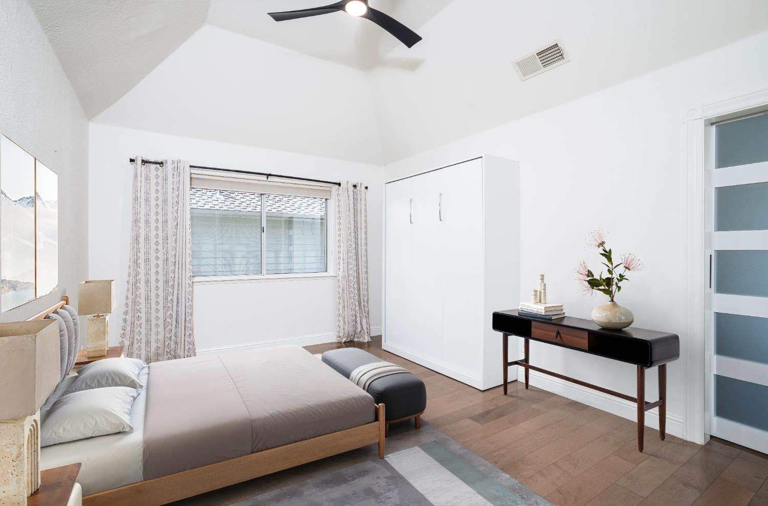 2727 W Bluff Ave #125, Fresno, CA 93711