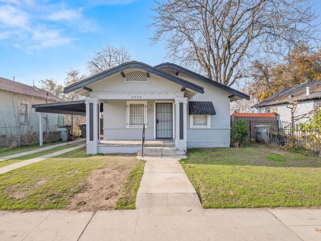2258 S Holly, Fresno, CA 93706