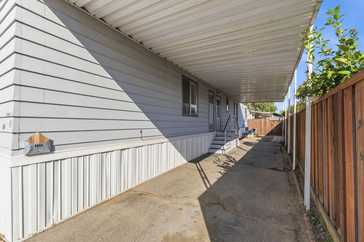 2533 W McKinley Ave #37, Fresno, CA 93728