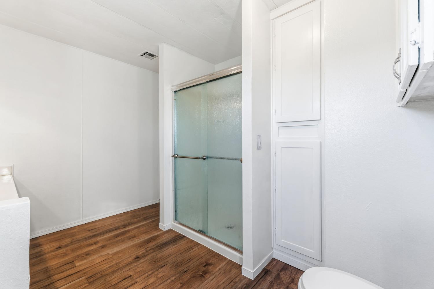 2533 W McKinley Ave #37, Fresno, CA 93728