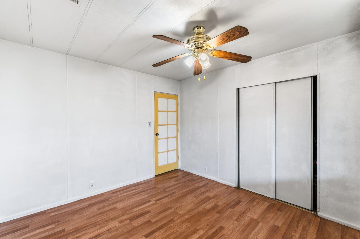 2533 W McKinley Ave #37, Fresno, CA 93728