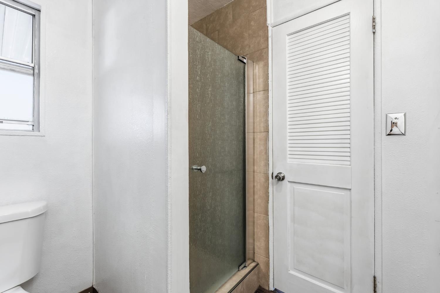 2533 W McKinley Ave #37, Fresno, CA 93728