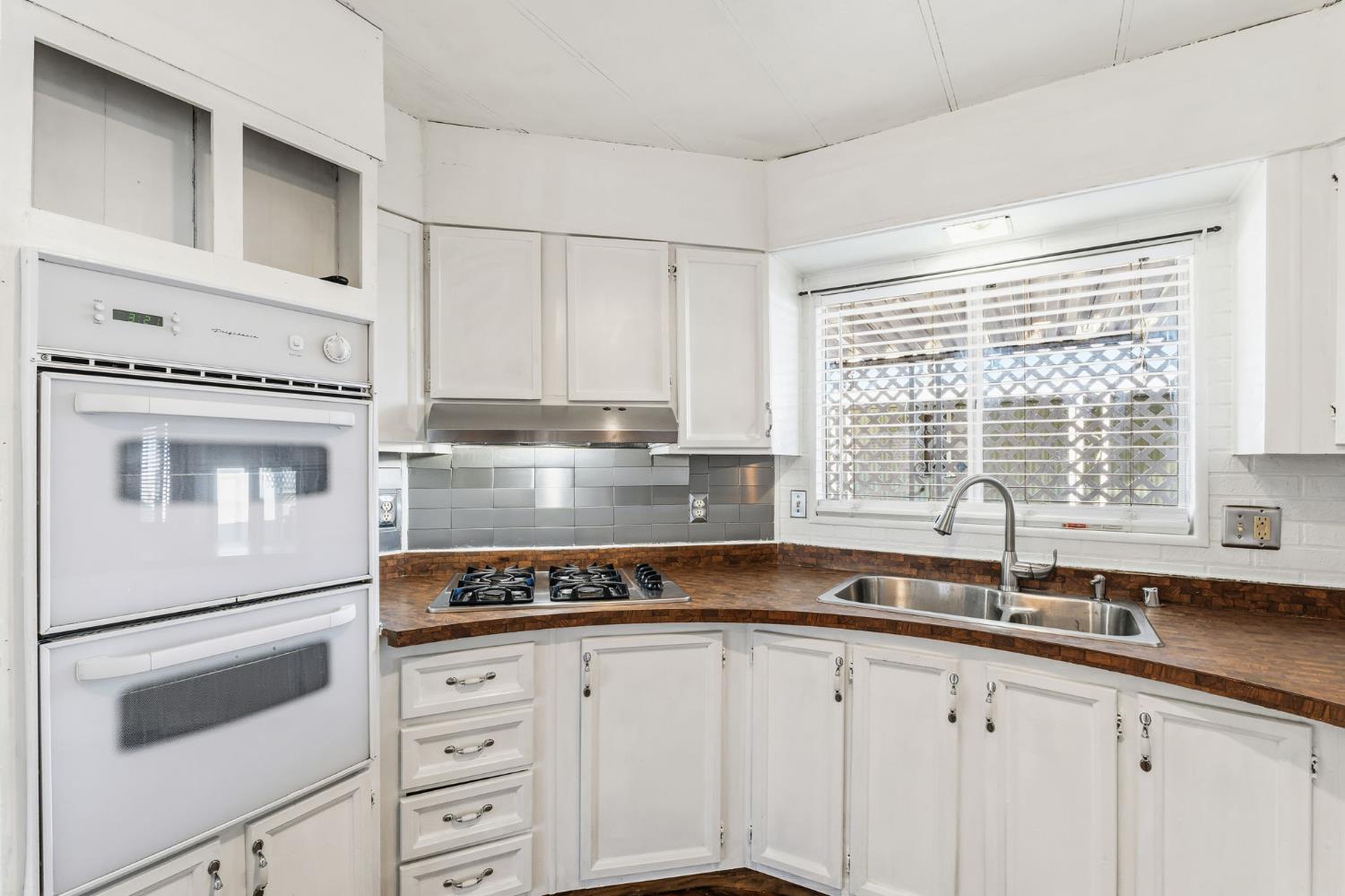 2533 W McKinley Ave #37, Fresno, CA 93728