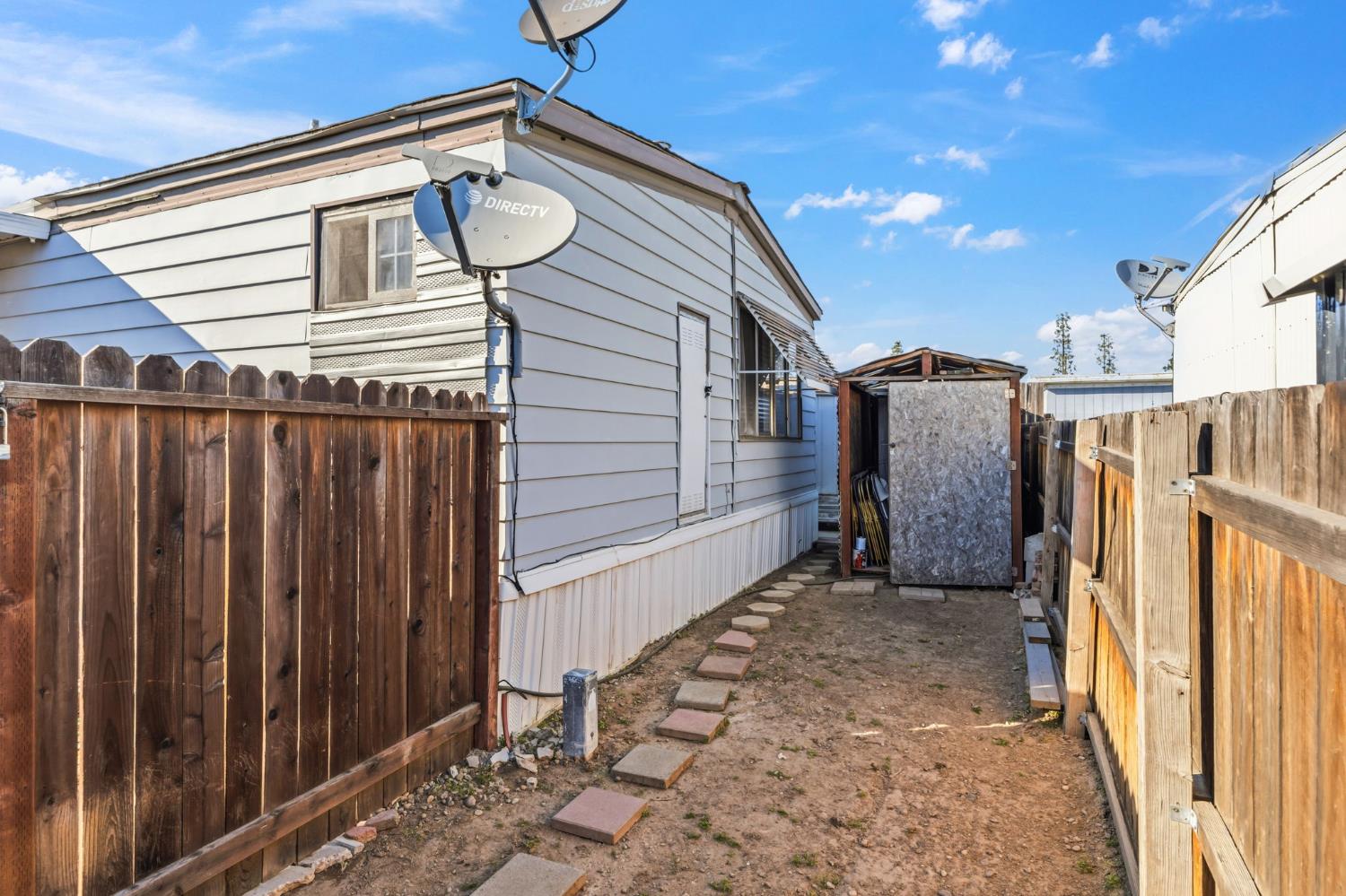 2533 W McKinley Ave #37, Fresno, CA 93728