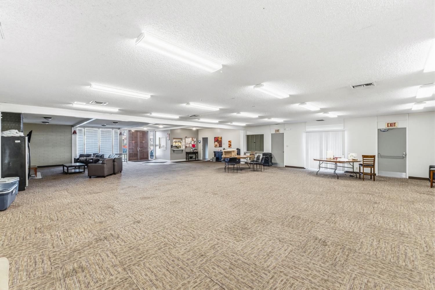 2533 W McKinley Ave #37, Fresno, CA 93728