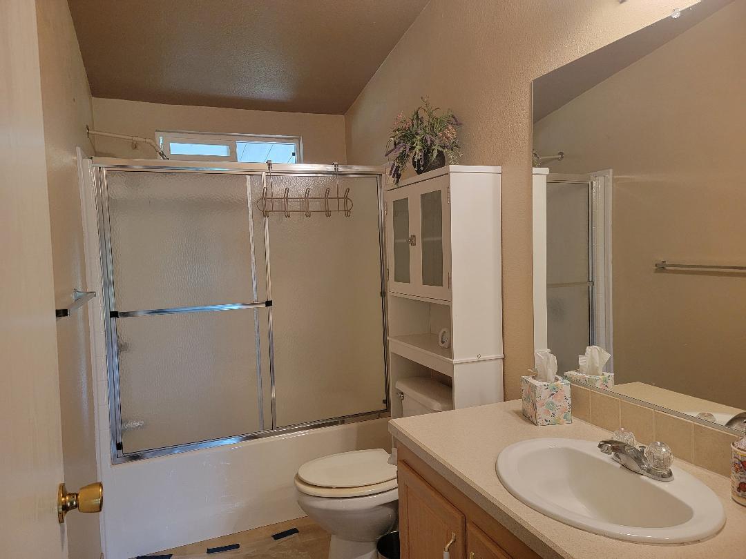 33323 Buttercup Lane, Yokuts Valley, CA 93675