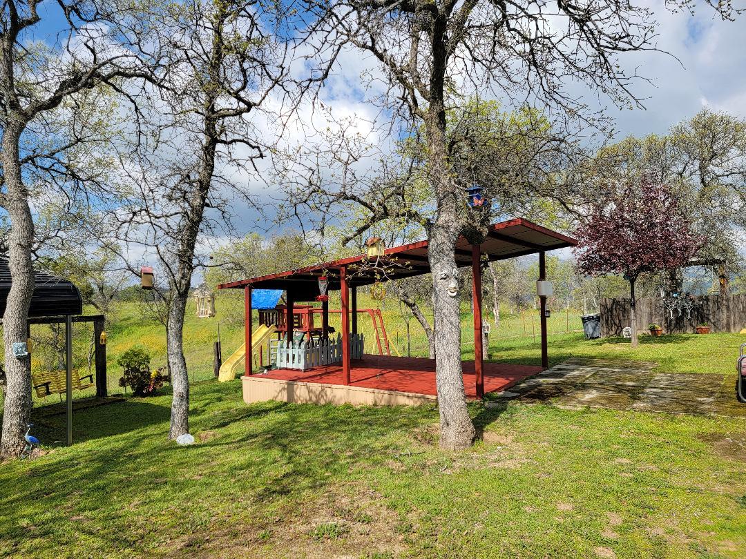 33323 Buttercup Lane, Yokuts Valley, CA 93675