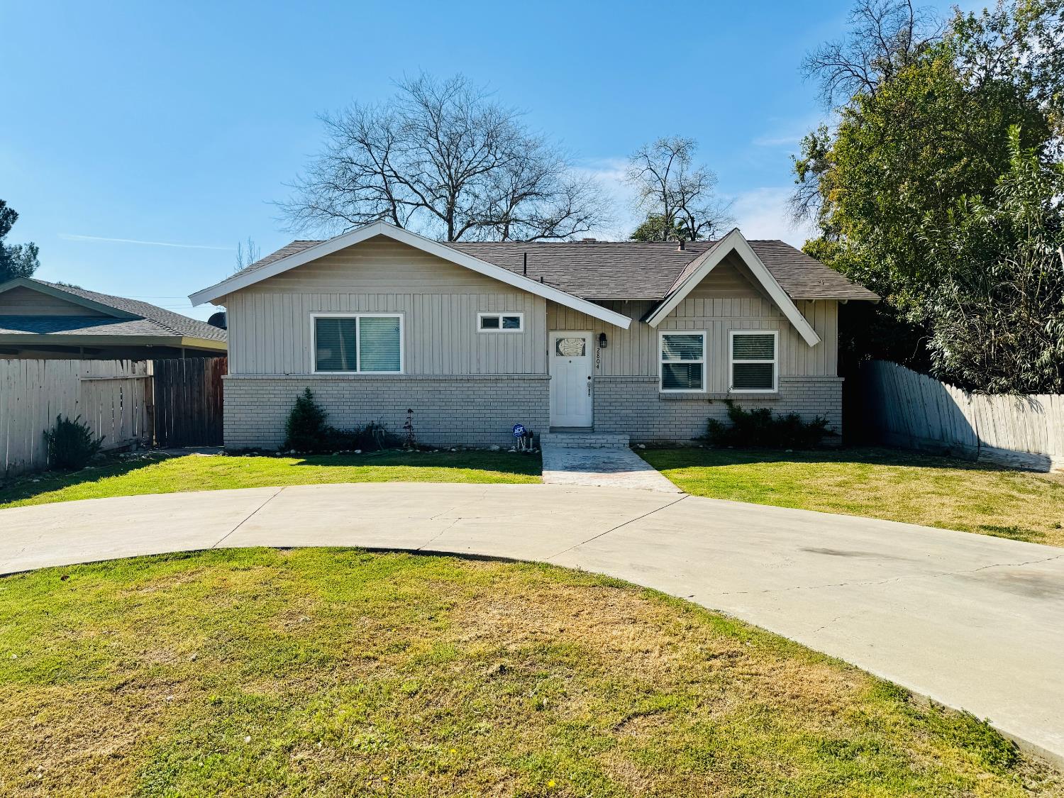 2804 Elmwood Ave, Bakersfield, CA 93305