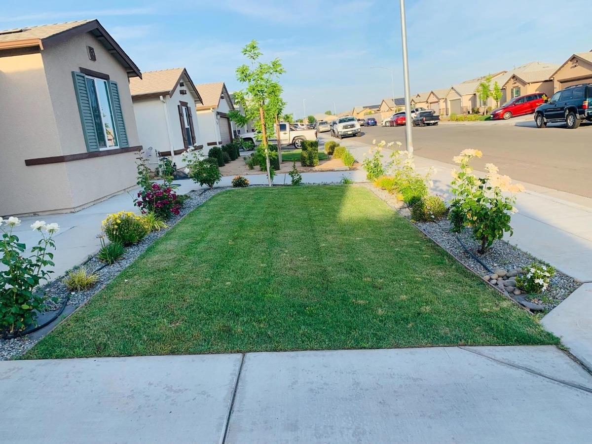 5441 E Burns, Fresno, CA 93727