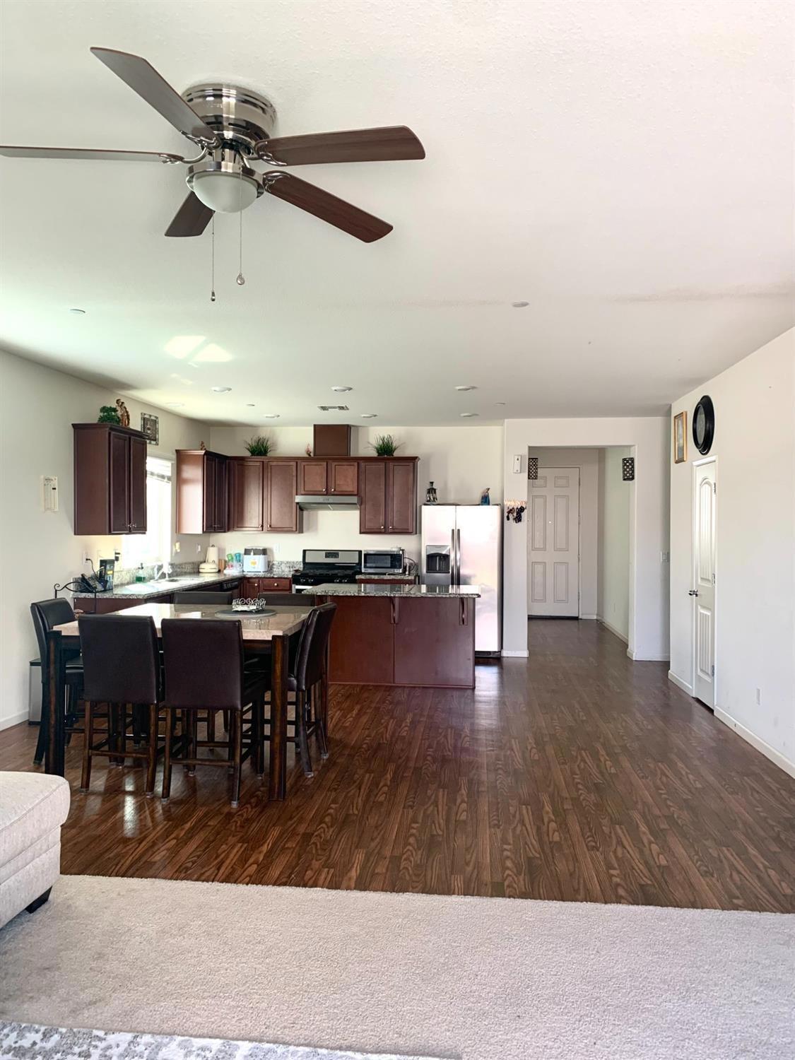 5441 E Burns, Fresno, CA 93727