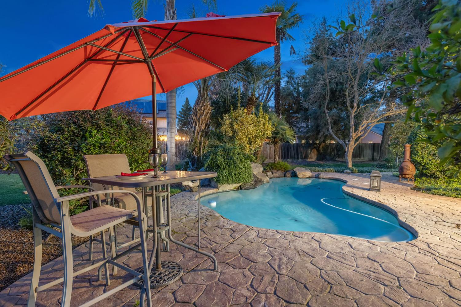 6030 W Country Ct, Visalia, CA 93277