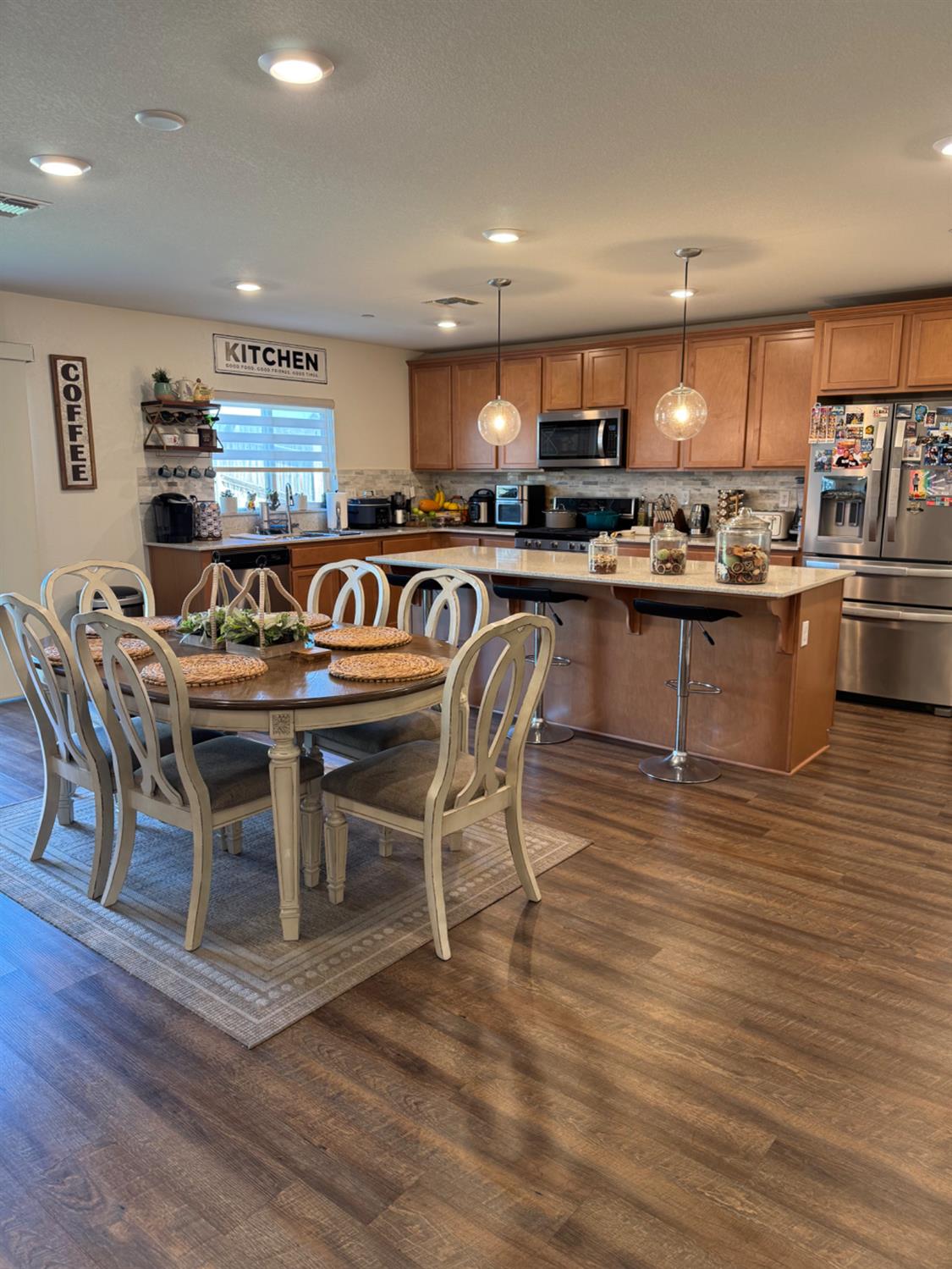 6954 E Braly, Fresno, CA 93727