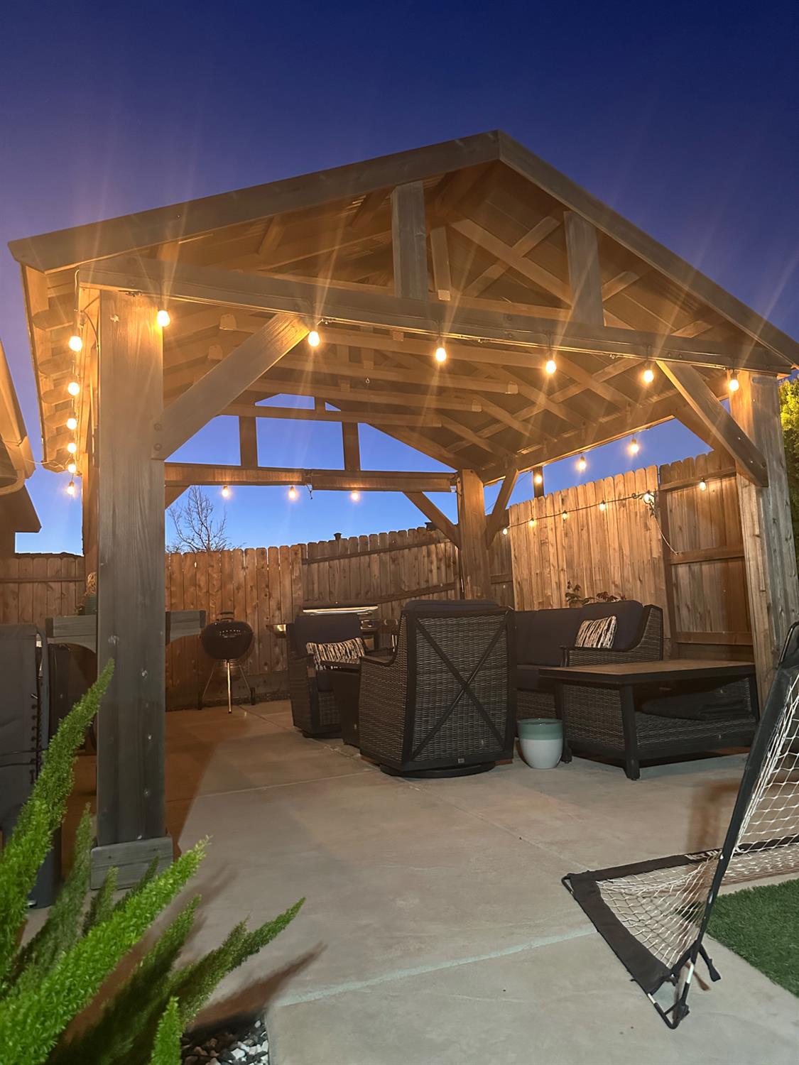 6954 E Braly, Fresno, CA 93727