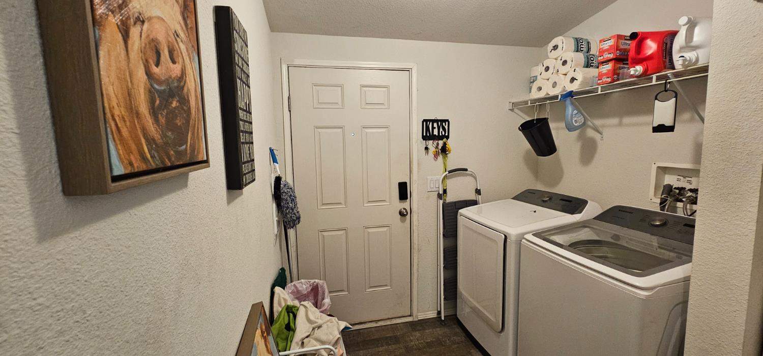 2575 S Willow #140, Fresno, CA 93725