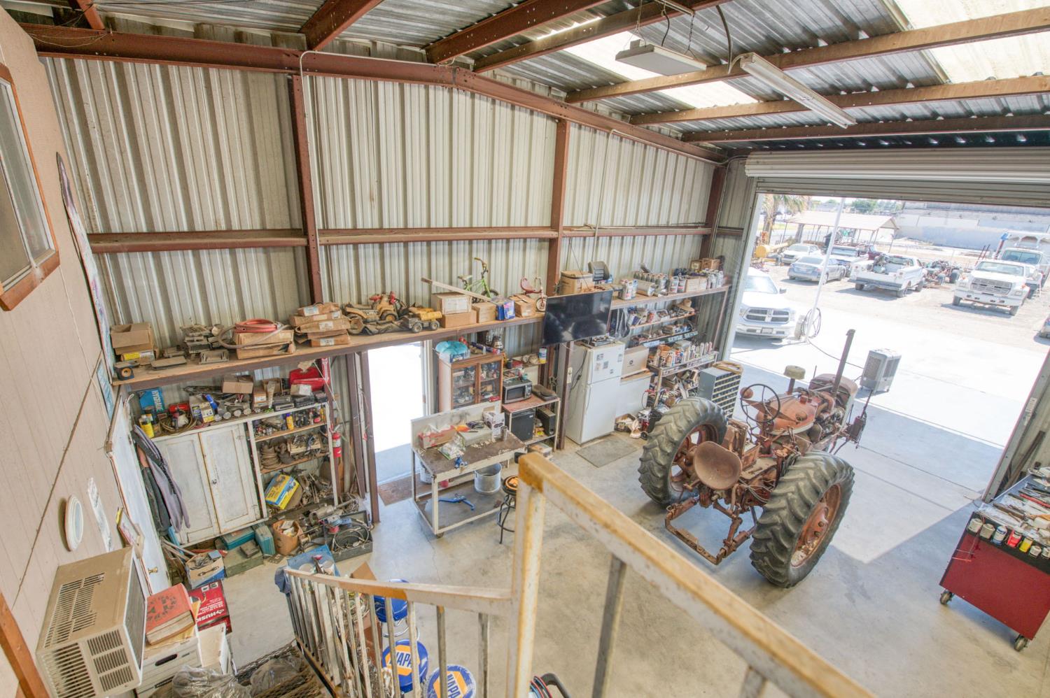 20389 Main St, Stratford, CA 93266