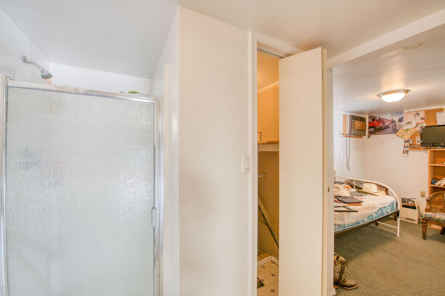 20389 Main St, Stratford, CA 93266