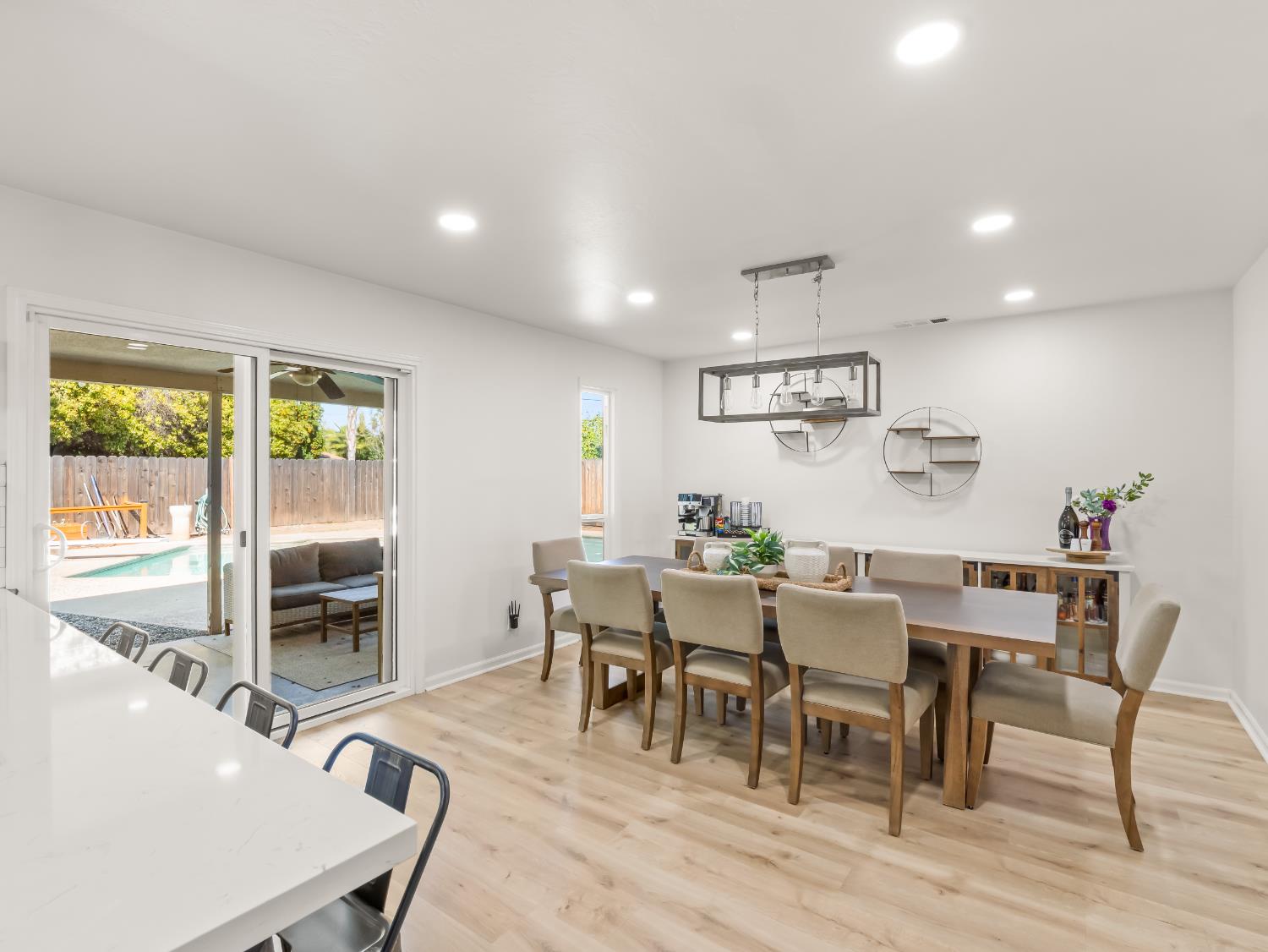 442 W Mesa Ave, Fresno, CA 93704