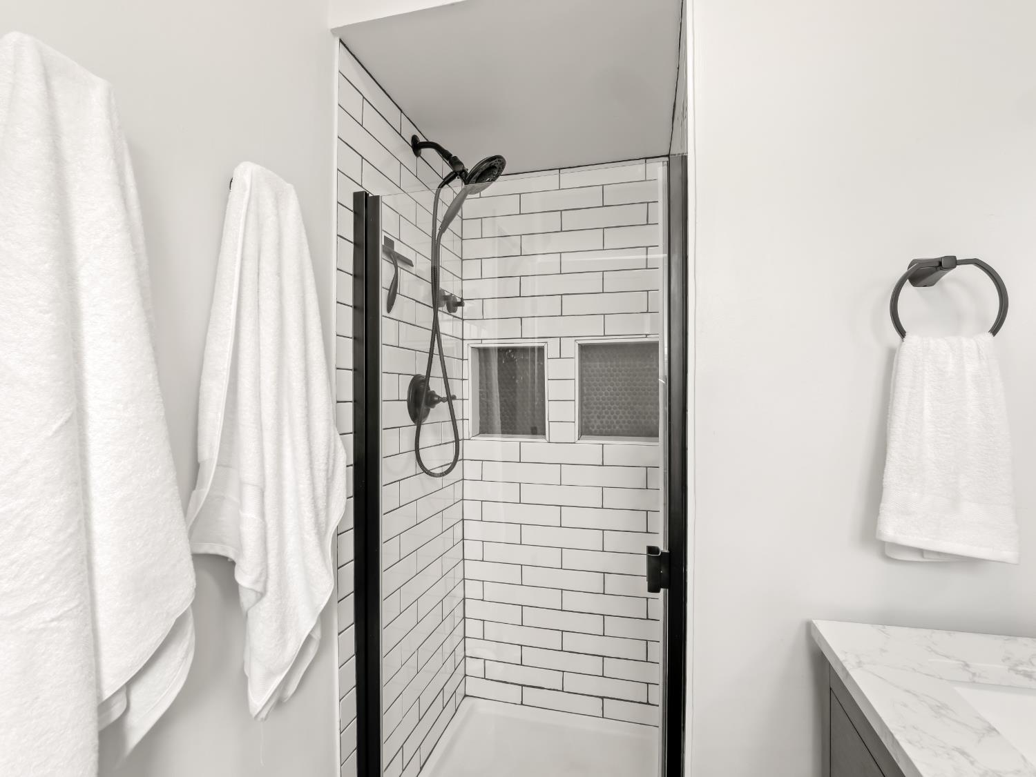 442 W Mesa Ave, Fresno, CA 93704