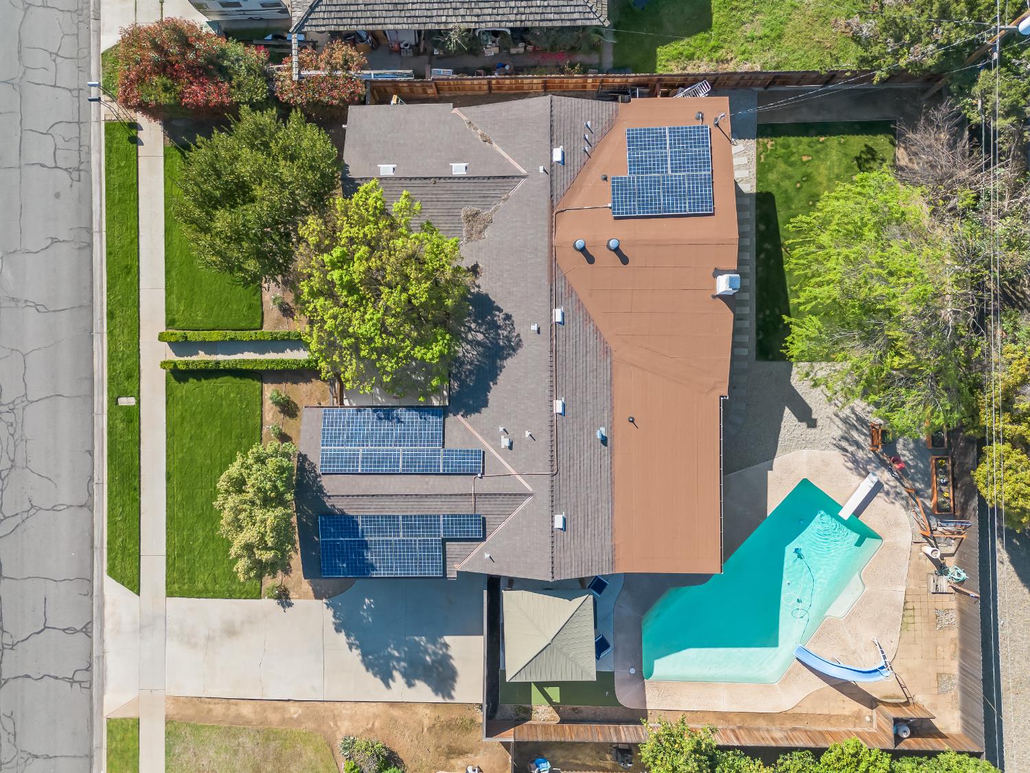 442 W Mesa Ave, Fresno, CA 93704