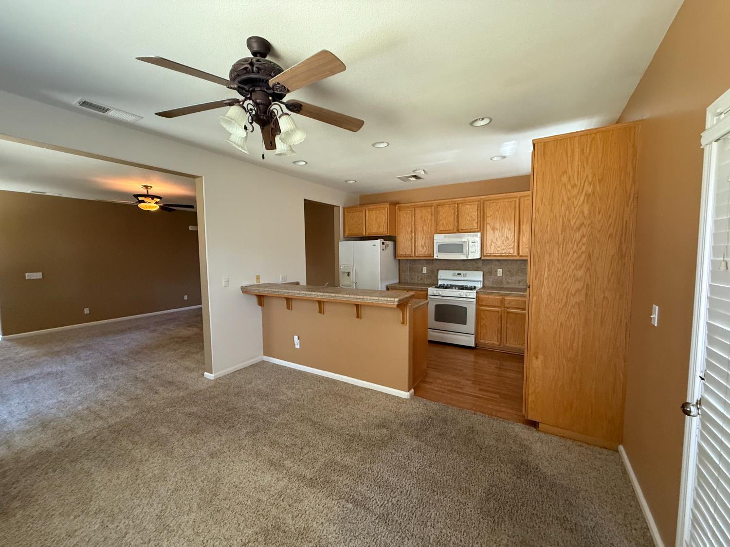 310 wawona, Corcoran, CA 93212