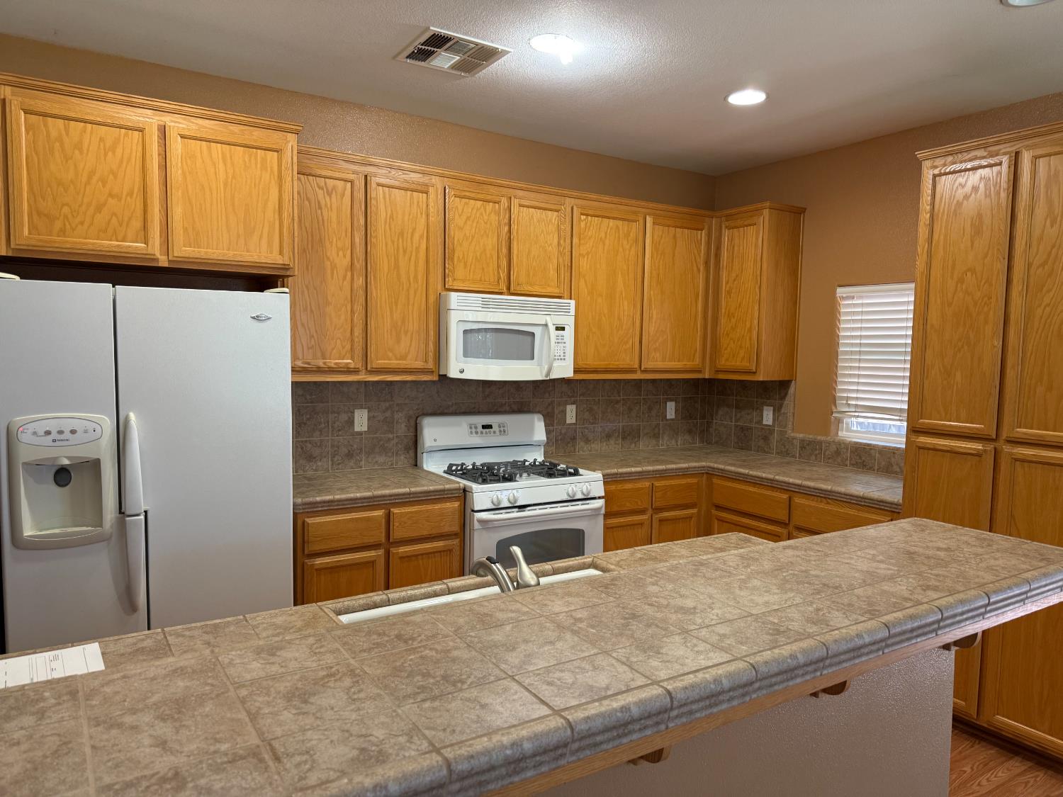 310 wawona, Corcoran, CA 93212