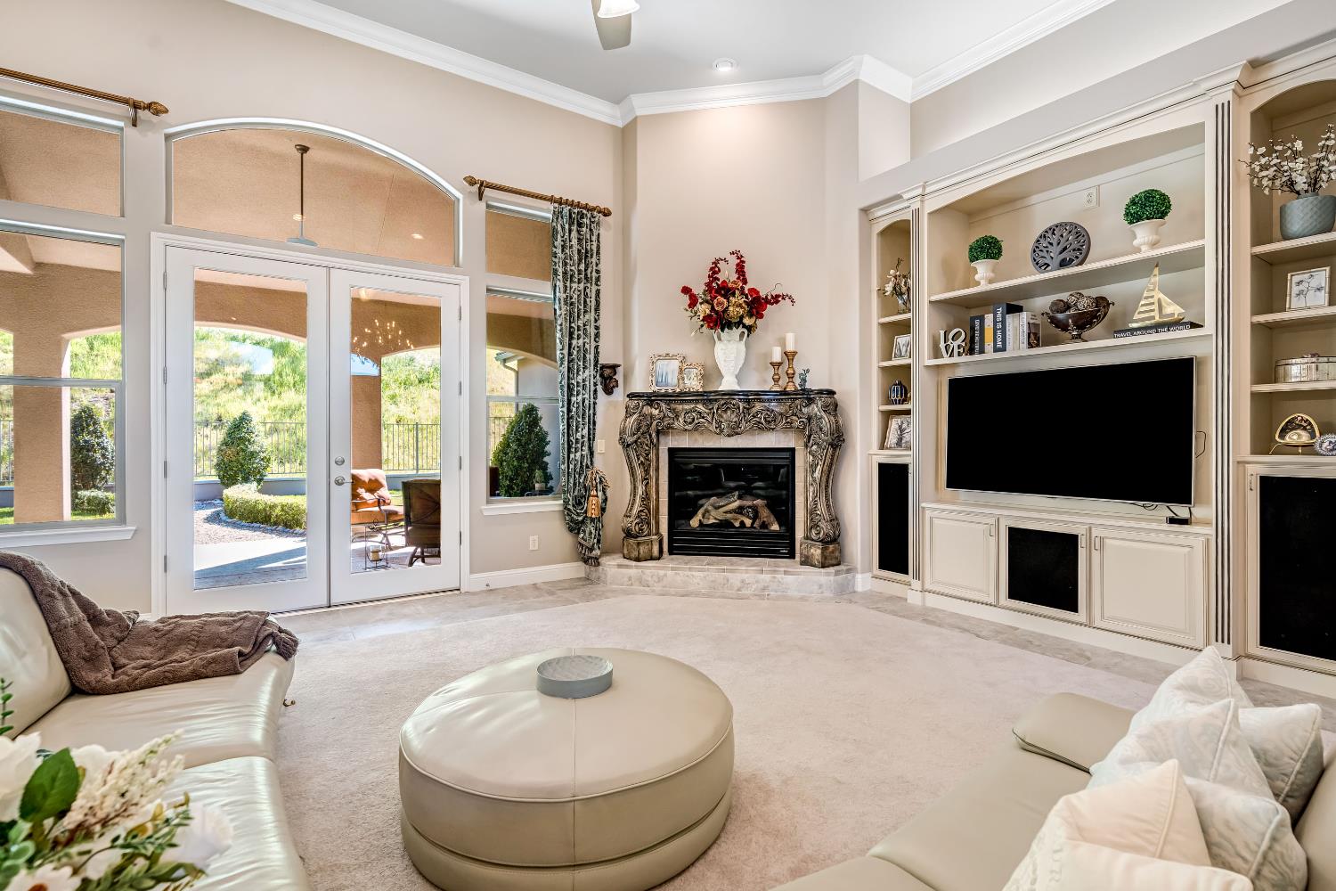 21844 Fairway Oaks Ln, Friant, CA 93626