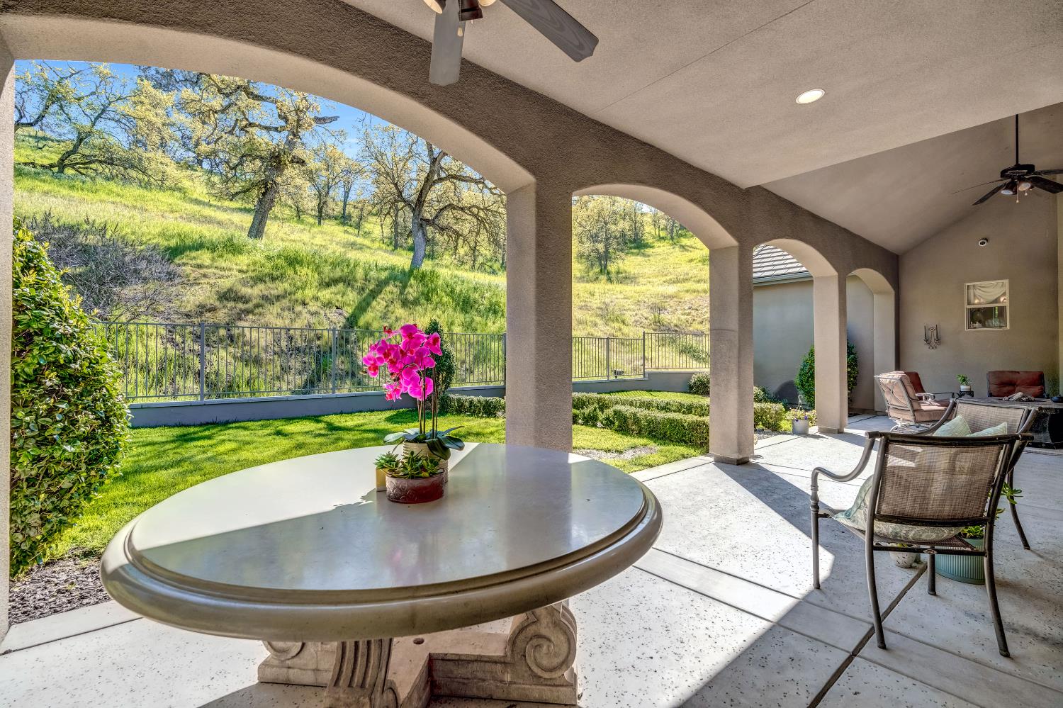 21844 Fairway Oaks Ln, Friant, CA 93626