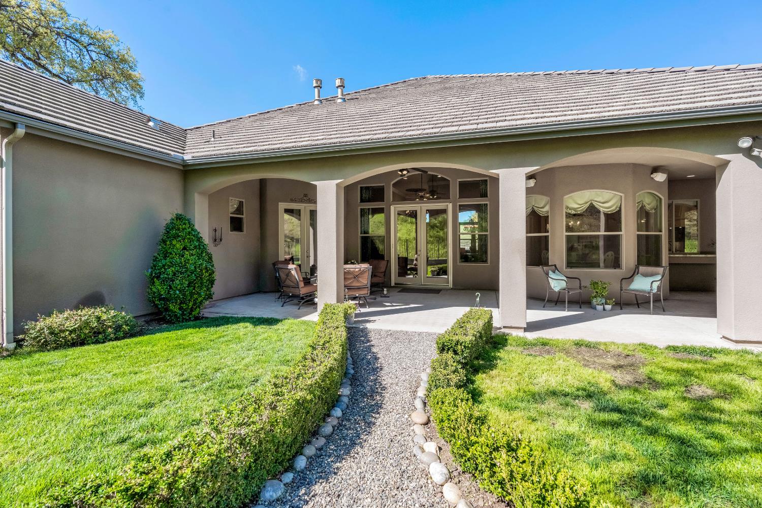 21844 Fairway Oaks Ln, Friant, CA 93626