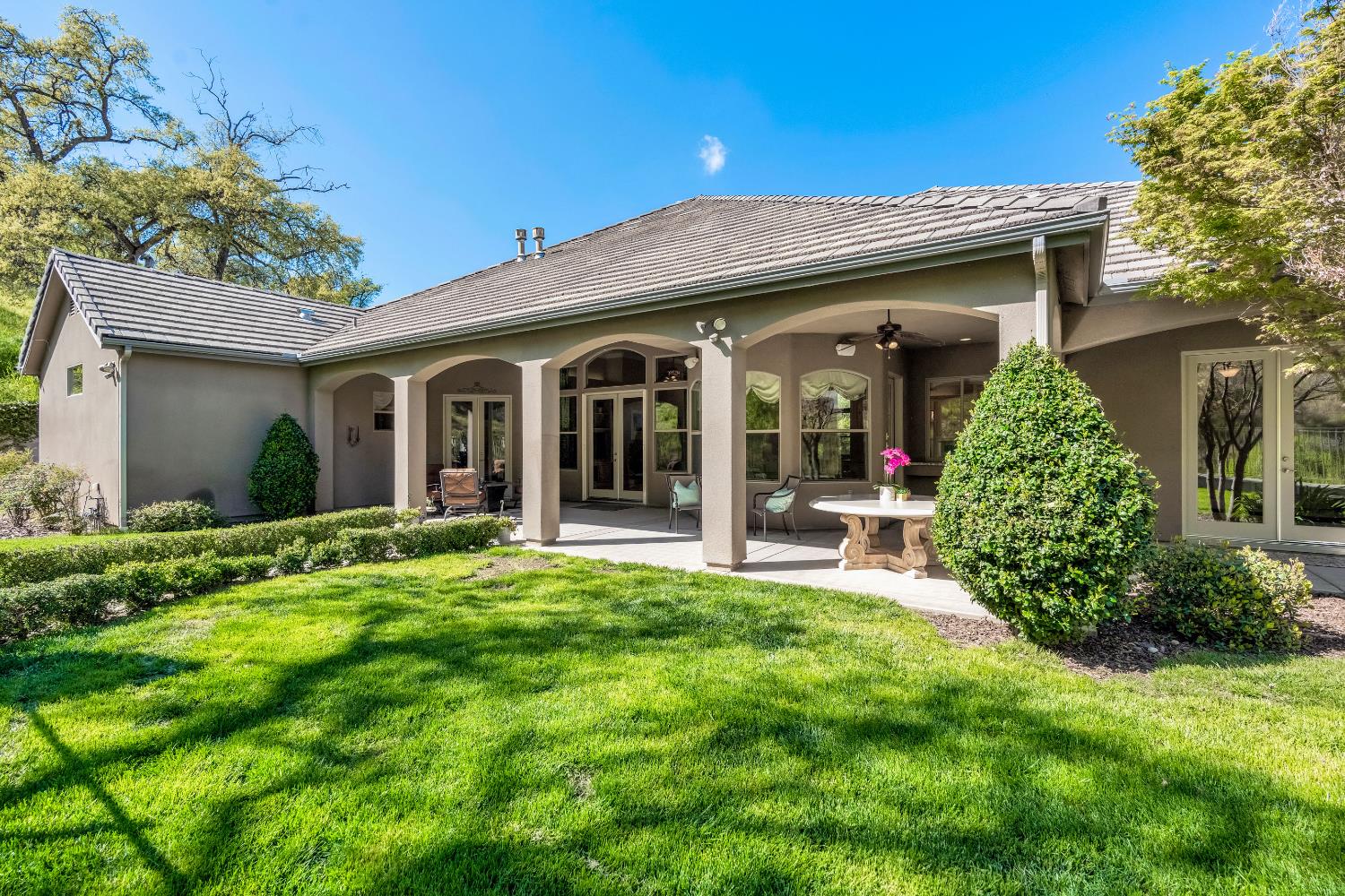 21844 Fairway Oaks Ln, Friant, CA 93626