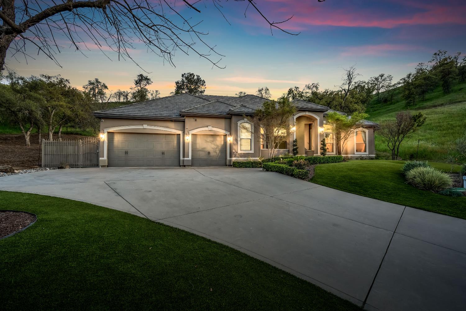 21844 Fairway Oaks Ln, Friant, CA 93626