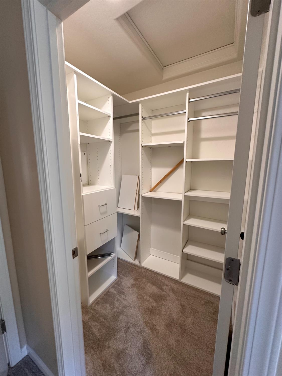 2582 N Antioch, Fresno, CA 93722