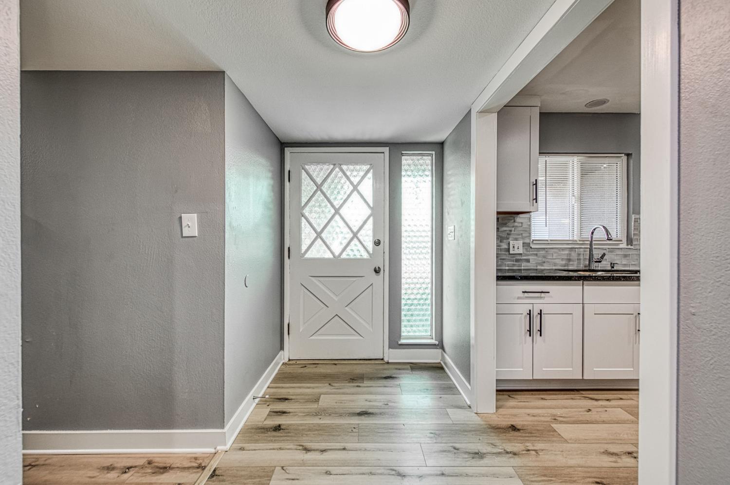 5435 N Bond St, Fresno, CA 93710