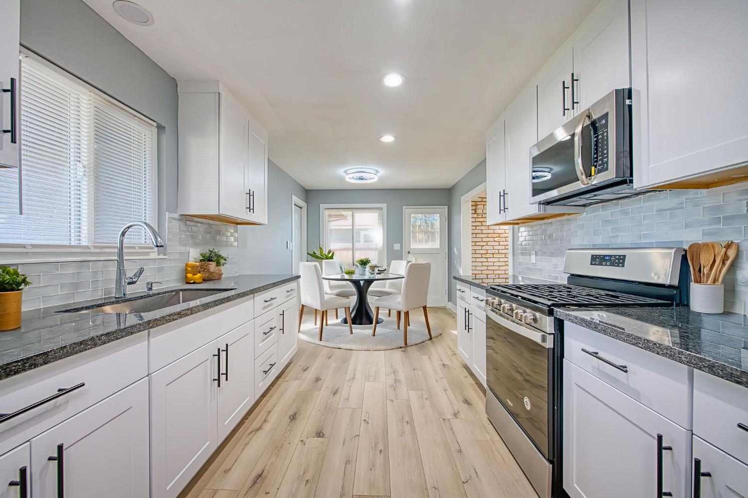 5435 N Bond St, Fresno, CA 93710