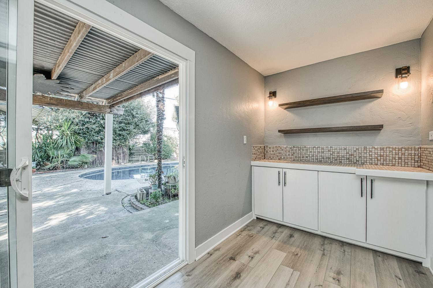 5435 N Bond St, Fresno, CA 93710