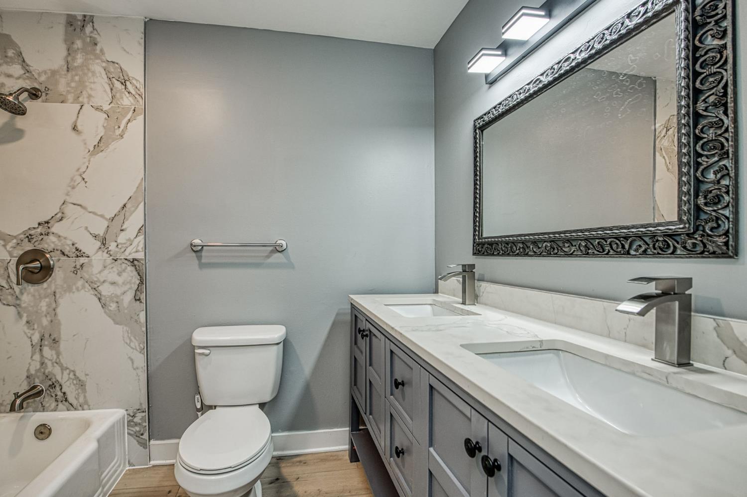 5435 N Bond St, Fresno, CA 93710