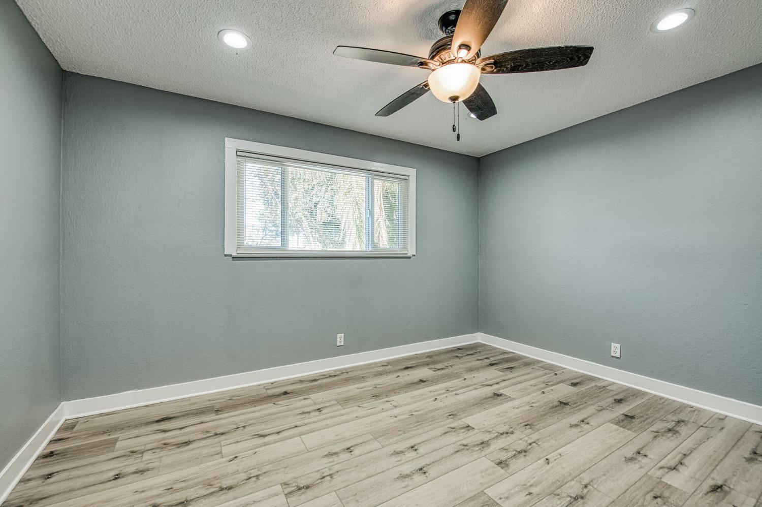 5435 N Bond St, Fresno, CA 93710