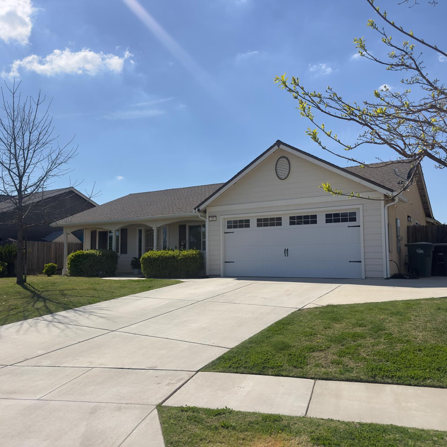 53 Dalton Ave, Sanger, CA 93657