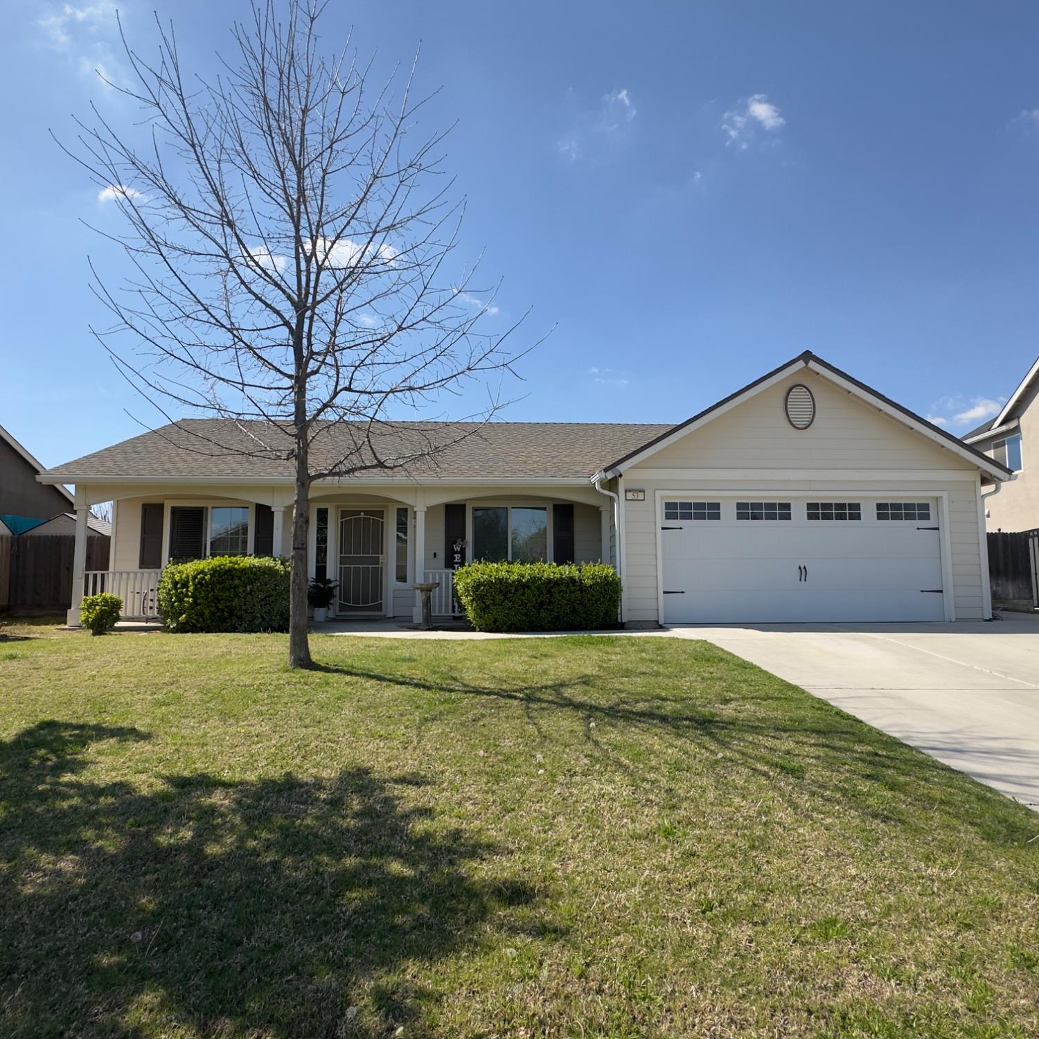 53 Dalton Ave, Sanger, CA 93657