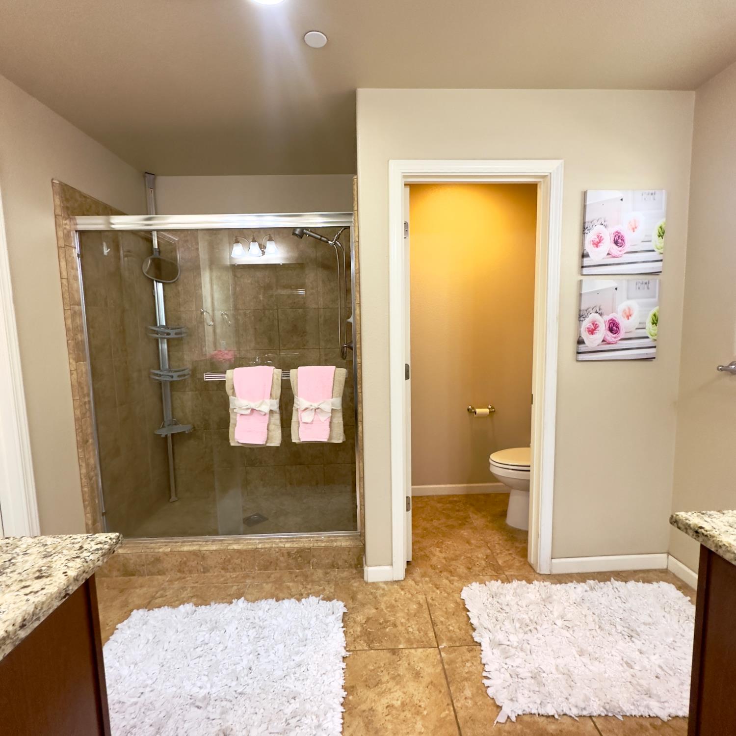 53 Dalton Ave, Sanger, CA 93657