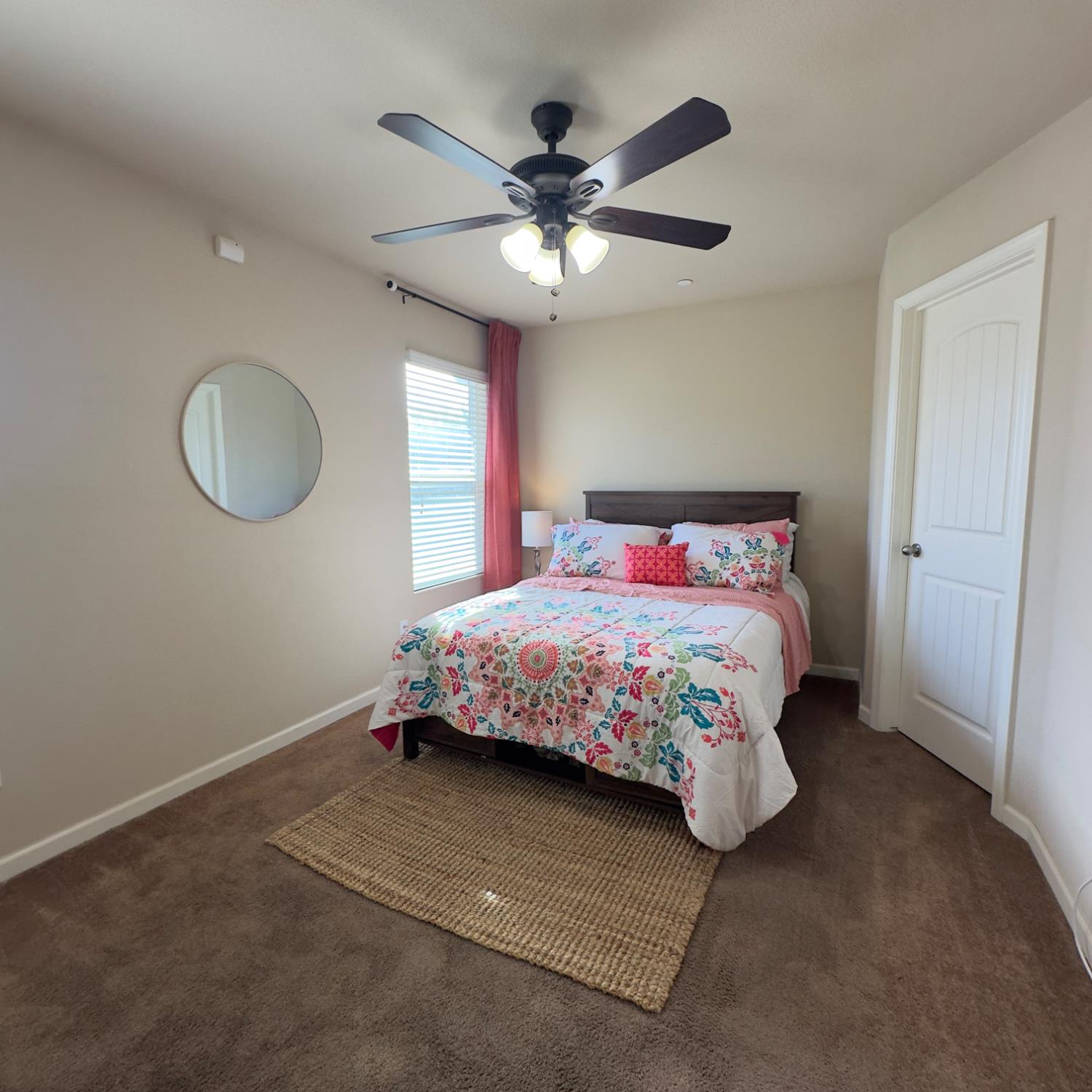 53 Dalton Ave, Sanger, CA 93657