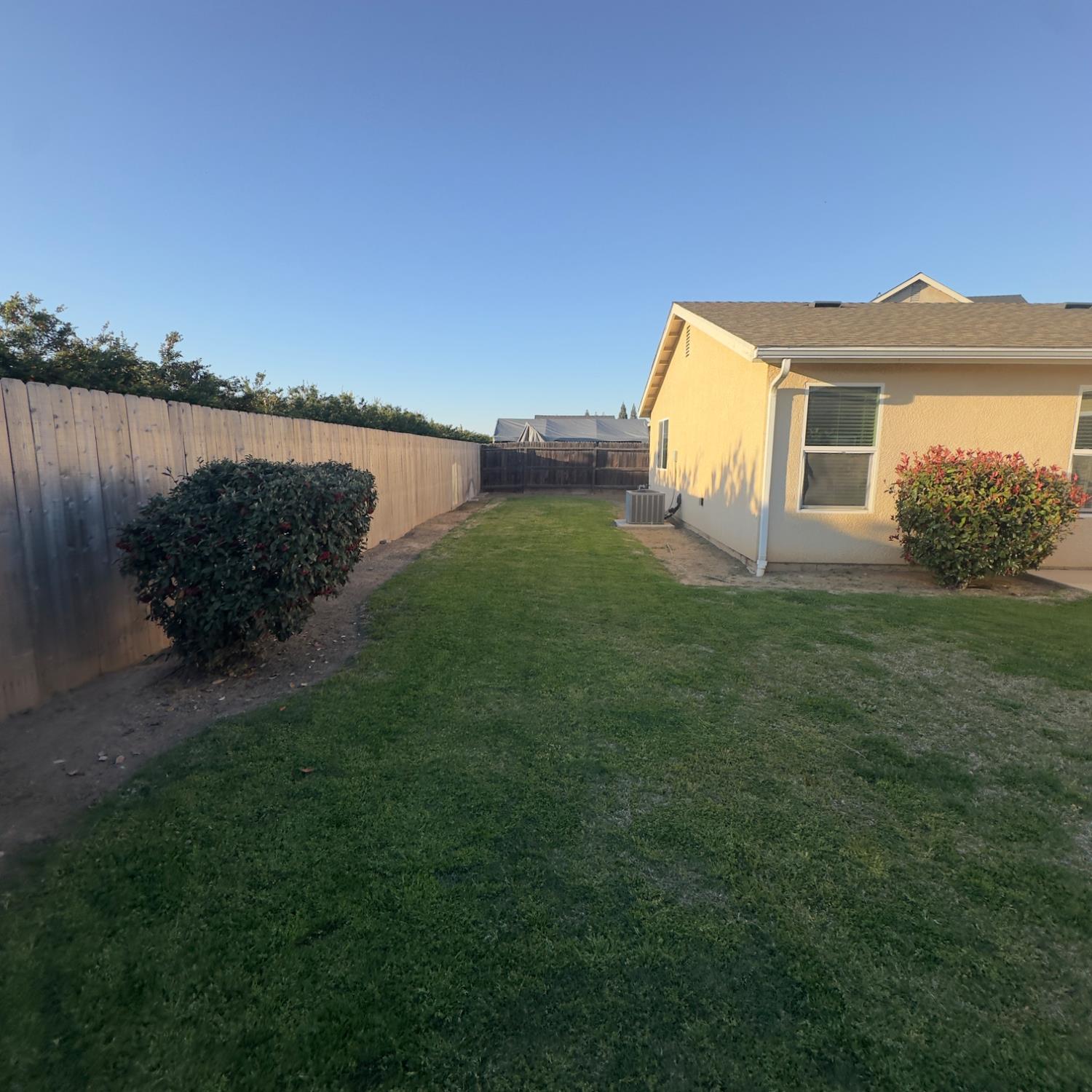 53 Dalton Ave, Sanger, CA 93657