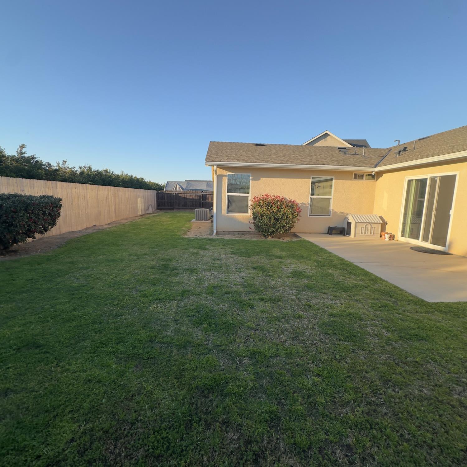 53 Dalton Ave, Sanger, CA 93657