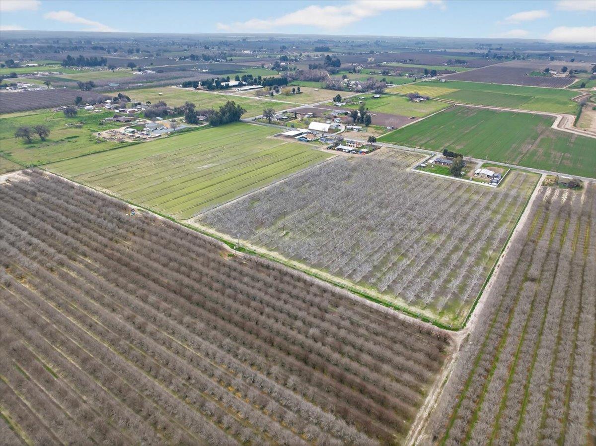 6873 20Th Ave, Lemoore, CA 93245