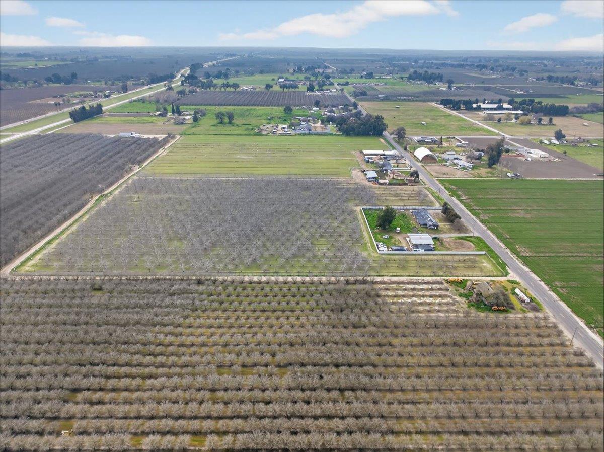 6873 20Th Ave, Lemoore, CA 93245