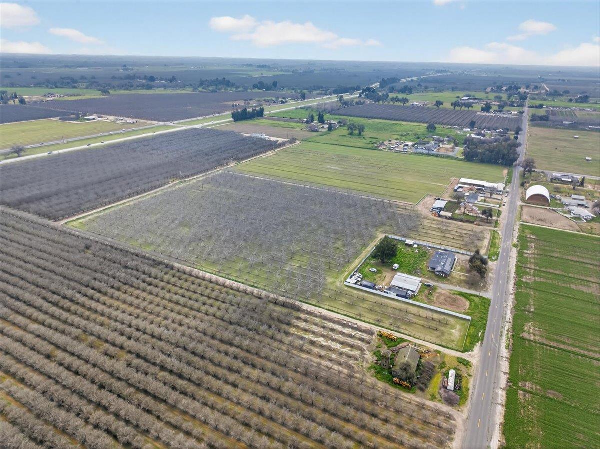 6873 20Th Ave, Lemoore, CA 93245